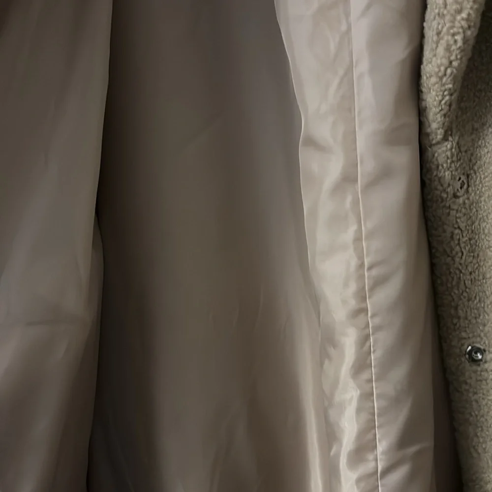 Faux Shearling Belted Coat - Picture 5 of 6